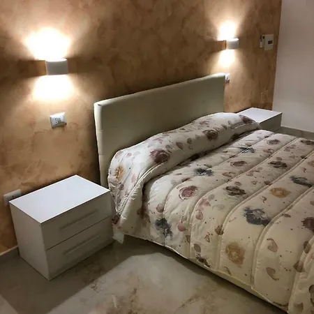 Апартаменты Sole House Неаполь