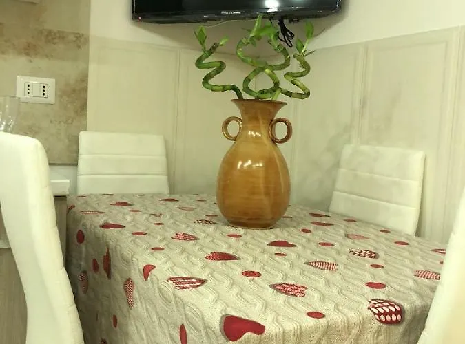 Апартаменты Sole House Неаполь